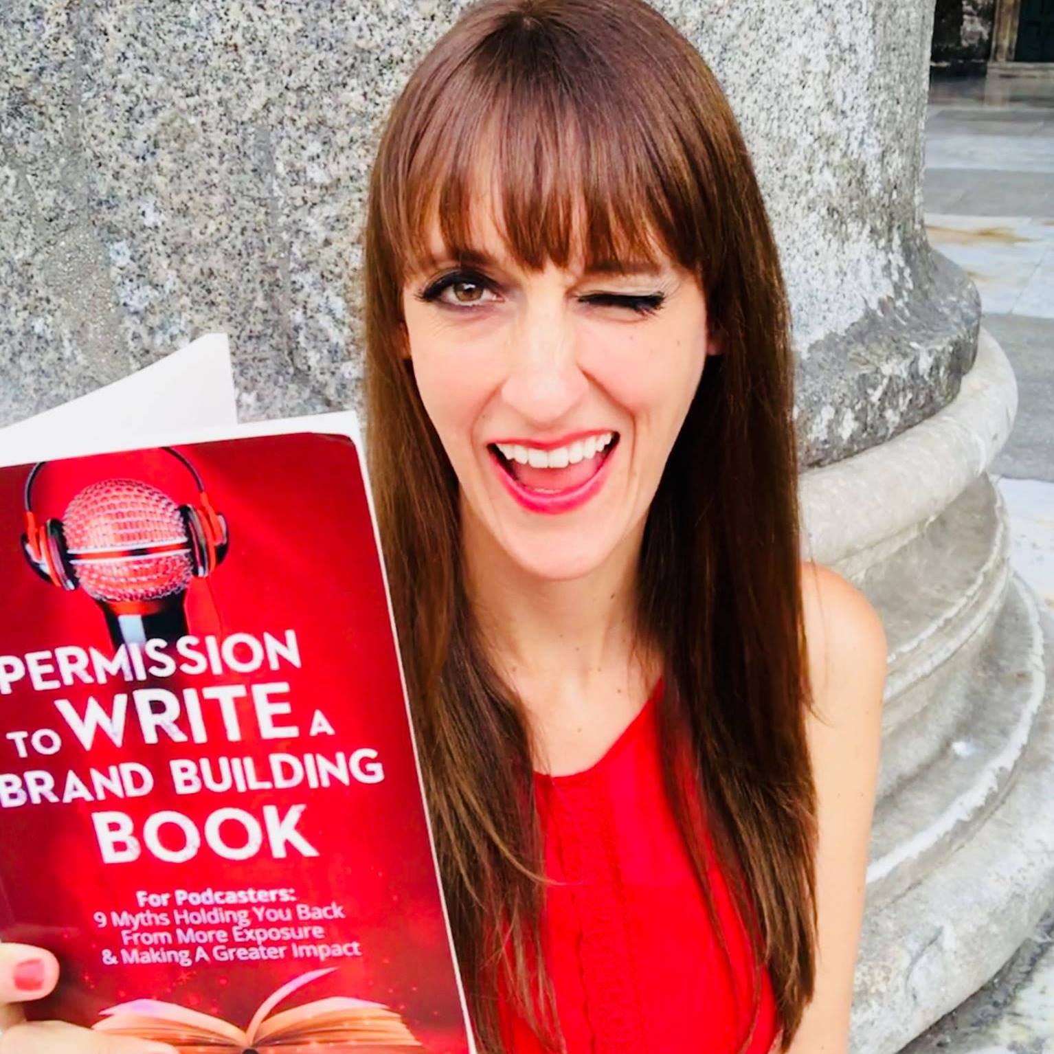 laura petersen of copy that pops and book that pops - bestselling author maker