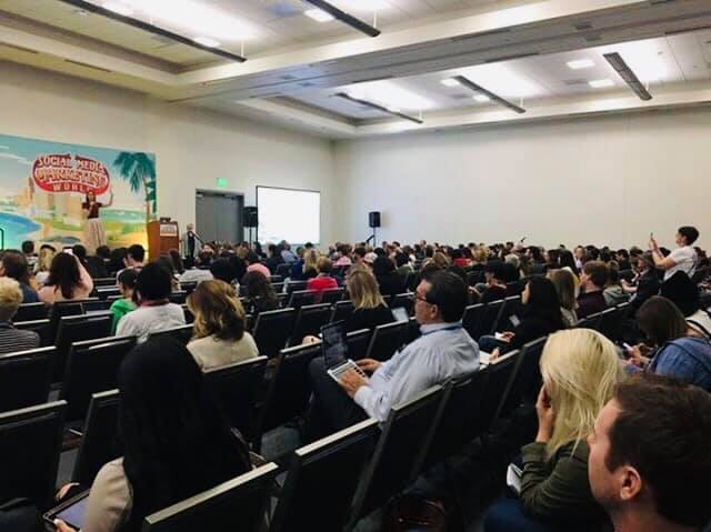 laura petersen on stage at smmw19